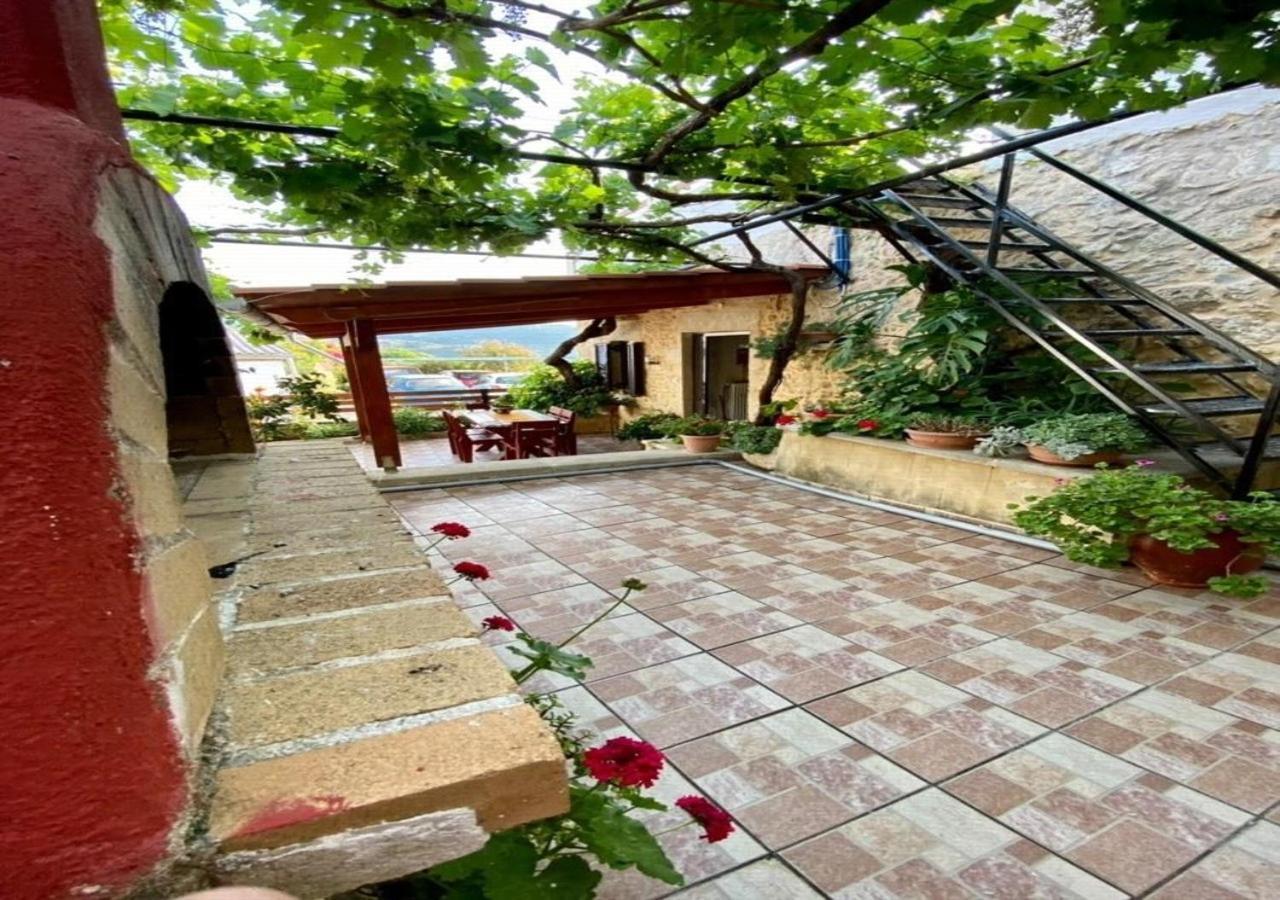 Maláthiros Nikos Traditional House מראה חיצוני תמונה